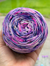 Load image into Gallery viewer, SPECIAL PRICE - Violet Speckles - Hand Dyed Yarn DK
