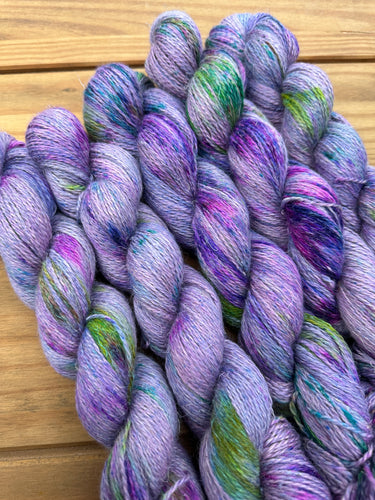 Lavender Haze Yarn - Alpaca Linen & Silk Blend - Luxury Hand Dyed - Autumn